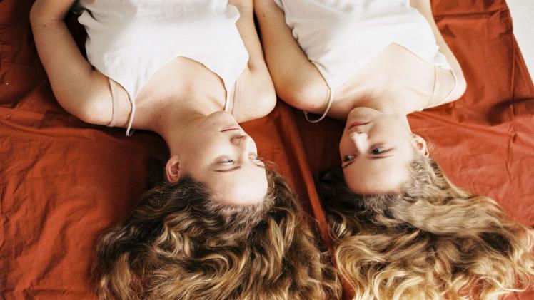 Scalp Massage: Revitalizing the Mind and Boosting Hair Health Scalp Massage Revitalizing the Mind and Boosting Hair Health