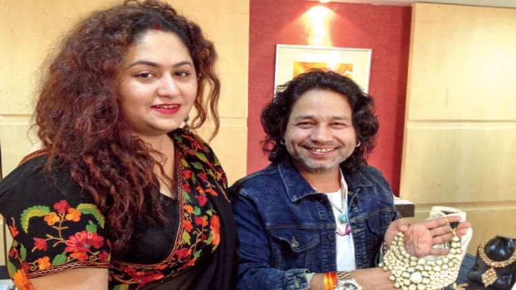 Sheetal Kher (Kailash Kher’s Wife) Age, Biography, Family, Height, Husband & More Sheetal Kher Kailash Khers Wife Age Biography Family Height Husband More